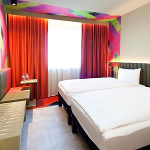 Standard Zimmer mit zwei Einzelbetten